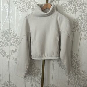 Lululemon pullover sweatshirt